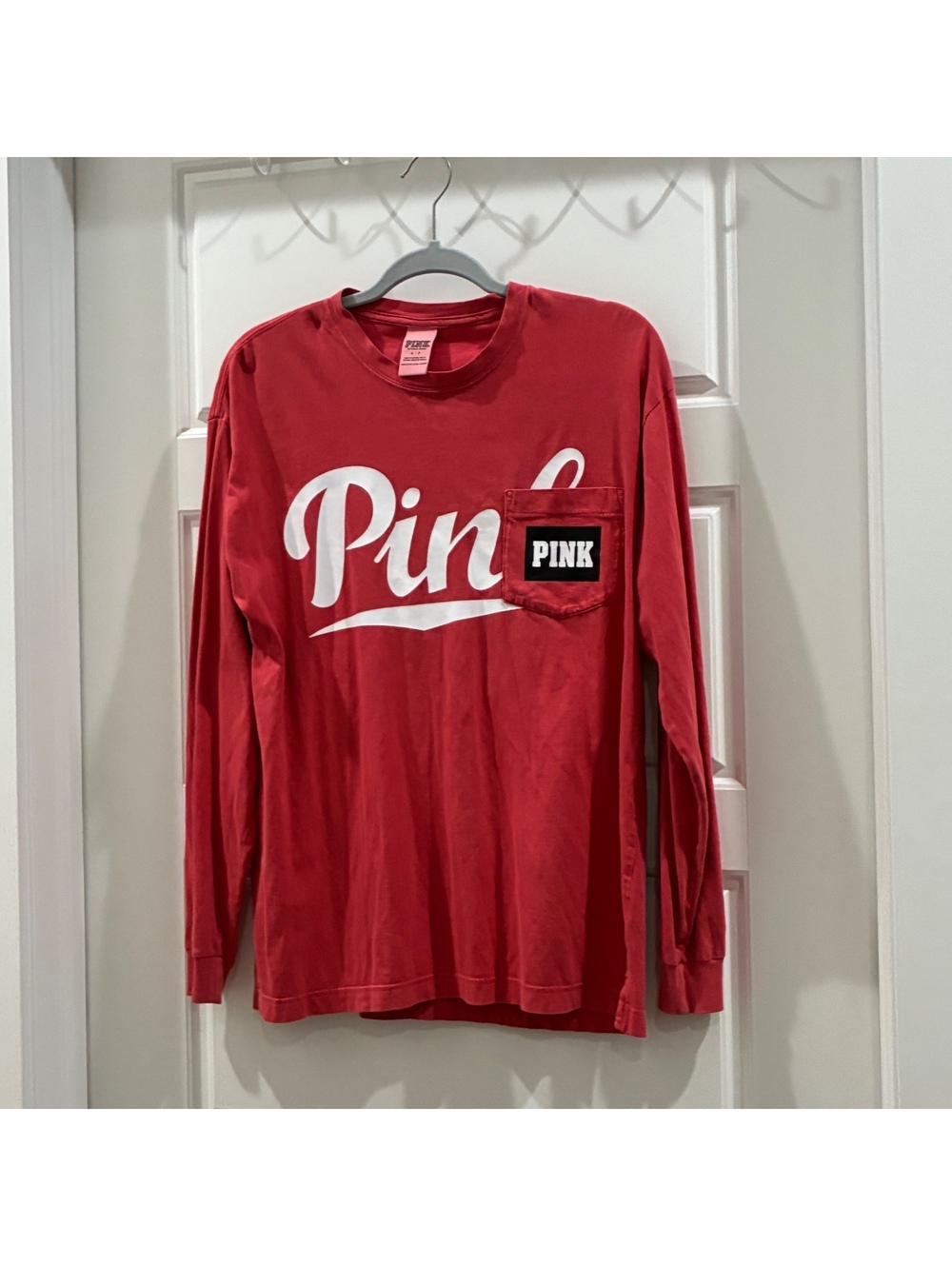 PINK Victoria’s Secret Women’s Small Red Long Sleeve Logo Pocket T Shirt